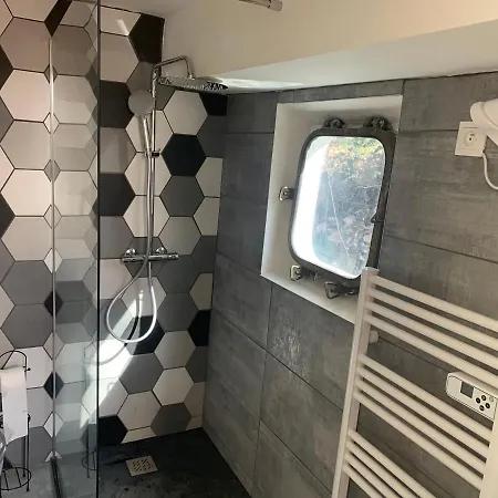 Tekne Dans Peniche Un Air De Toulouse